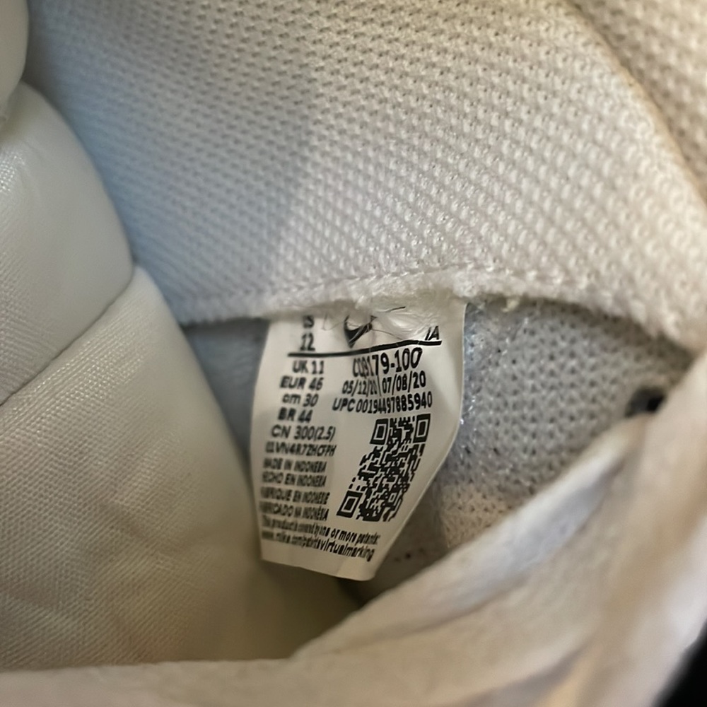 Nike Court Royale Mid White Sneakers - Picture 6 of 6
